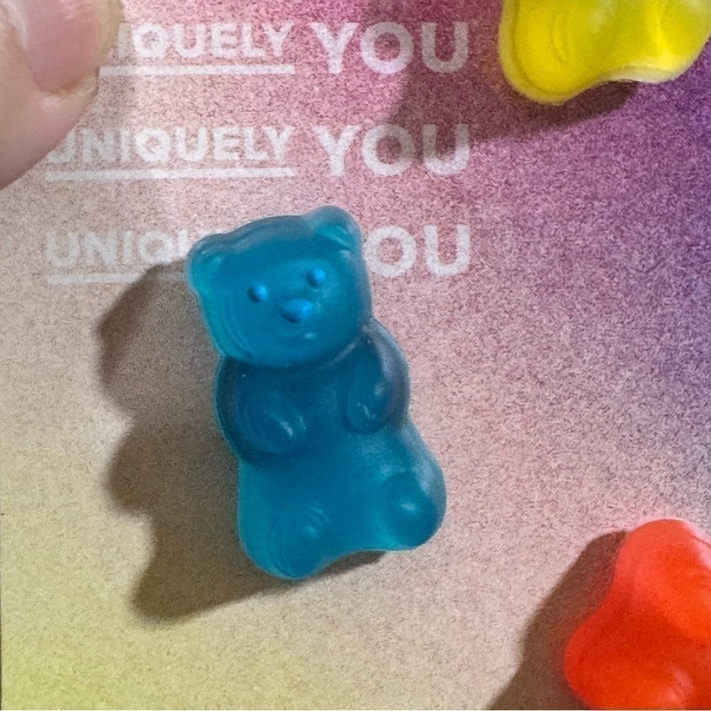 CROCS Vibrant Gummy Bears Jibbitz 5 Piece Pack - Picture 3 of 9